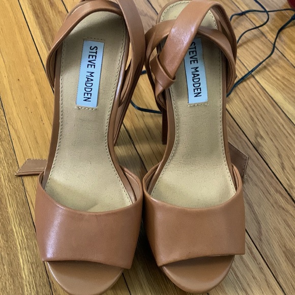 Women’s Shoes - Picture 10 of 10